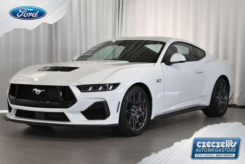 Weiß Gebraucht 2024 Ford Mustang GT Coupé | € 85.900 (Teuer) - Bild 1/4