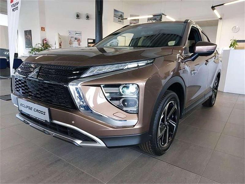 Braun Gebraucht 2023 Mitsubishi Eclipse Cross Intense+ SUV | € 24.690 (Fairer Preis) - Bild 1/1