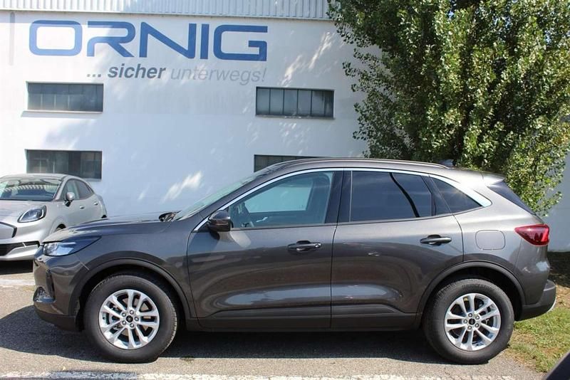 Gebraucht Ford Kuga Titanium 151 PS (111 kW) 2025 Grau SUV