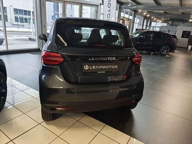 Neu Leapmotor T03 69 kW (95 PS) 2026 Grau Kleinwagen