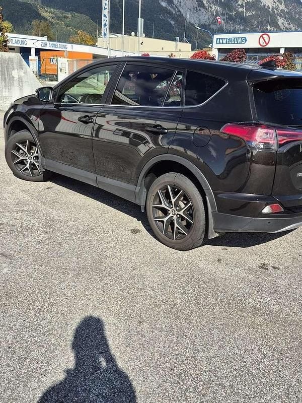 Gebraucht 2018 Toyota RAV4 SUV | € 19.500 (Superpreis) - Bild 1/4