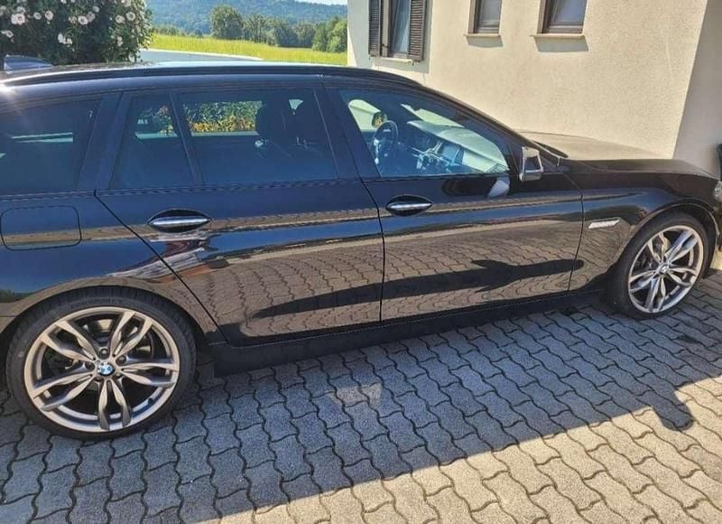 Gebraucht BMW 525 218 PS (160 kW) 2013 Kombi