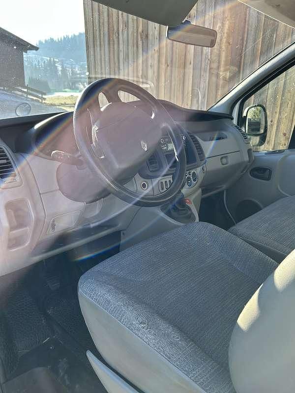 Gebraucht Renault Trafic 114 PS (83 kW) 2012 Van / Kleinbus