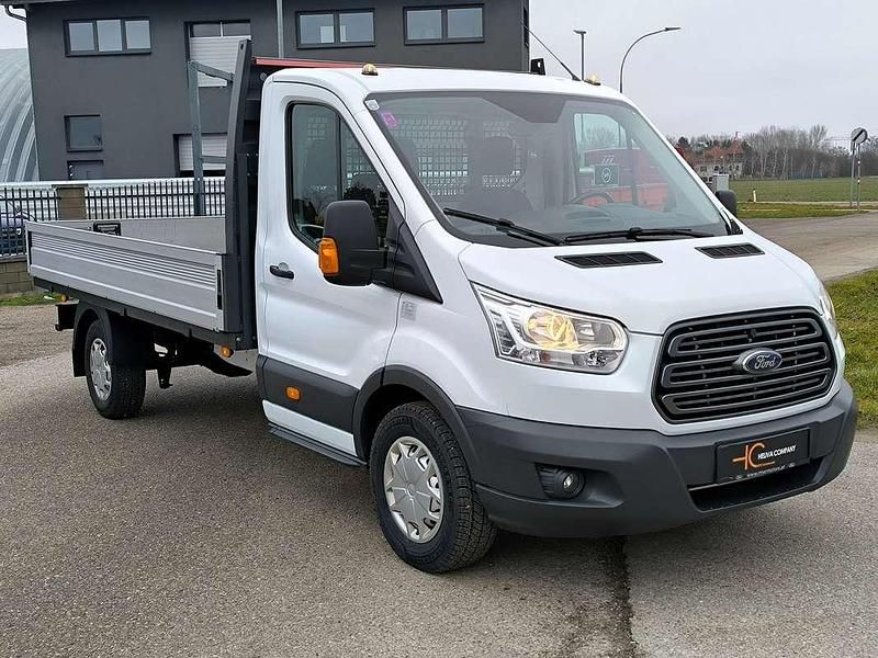 Gebraucht Ford Transit 131 PS (96 kW) 2019 Weiß