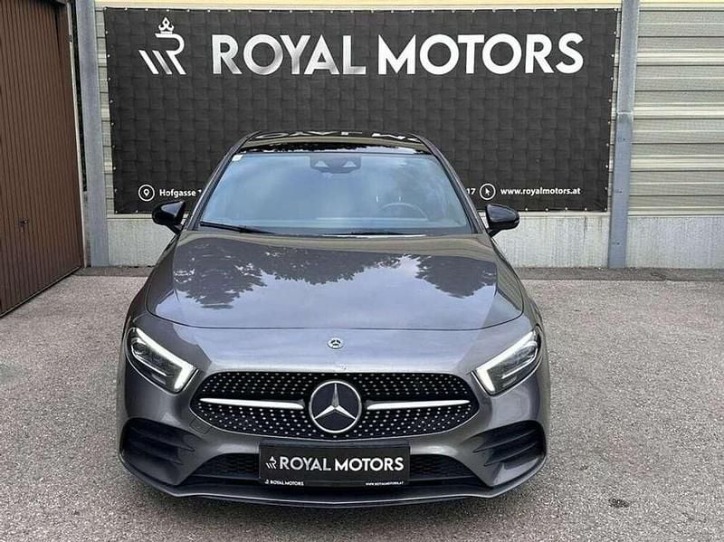 Gebraucht Mercedes A180 AMG 116 PS (85 kW) 2019 Grau Limousine