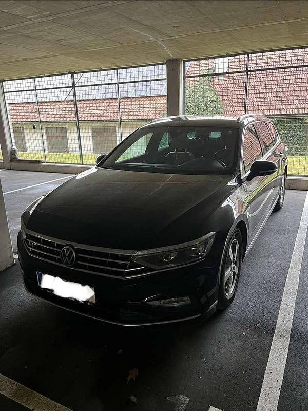 Gebraucht VW Passat Elegance 150 PS (110 kW) 2021 Kombi