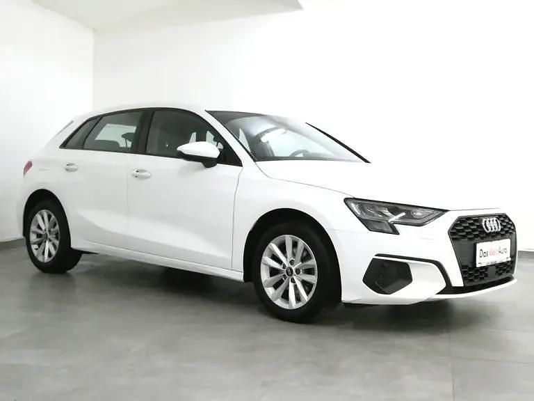 Gebraucht Audi A3 110 PS (80 kW) 2023 Weiss  normal Limousine