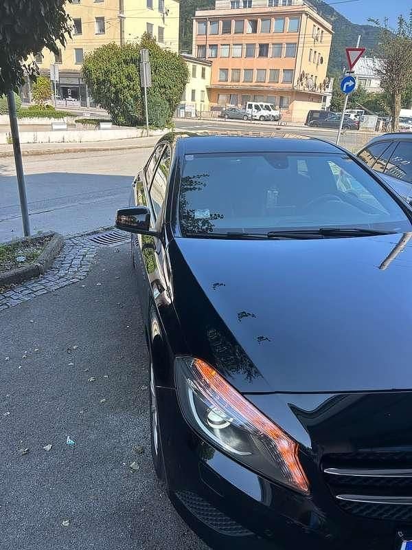 Gebraucht Mercedes 200 136 PS (100 kW) 2015 Schwarz Kombi