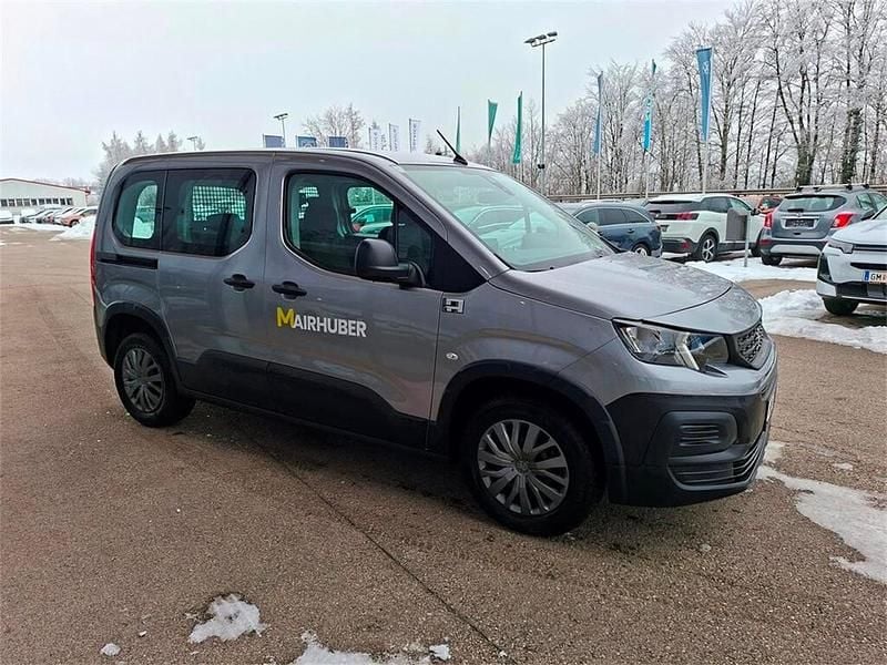 Gebraucht Peugeot Rifter Active 101 PS (74 kW) 2023 Silber Van / Kleinbus