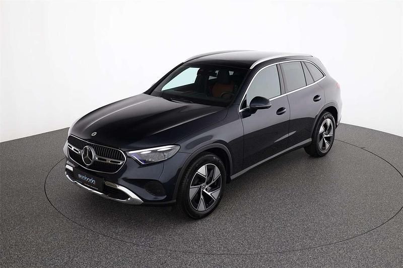 Gebraucht Mercedes GLC220 Avantgarde 197 PS (144 kW) 2024 Nautik blau SUV
