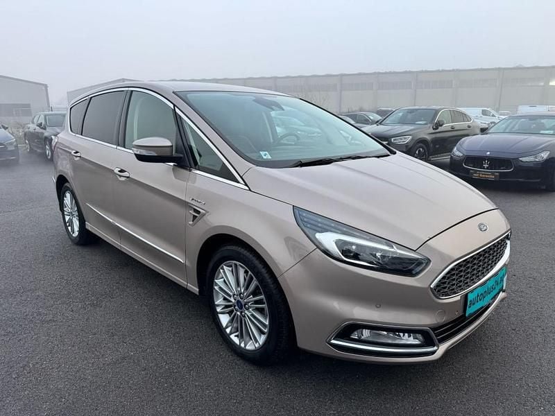 Gebraucht Ford S-MAX Vignale 209 PS (153 kW) 2018 Grau Van / Kleinbus