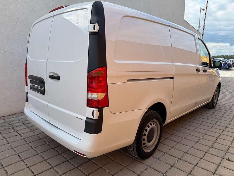 Gebraucht Mercedes Vito 102 PS (75 kW) 2020 Weiß Van