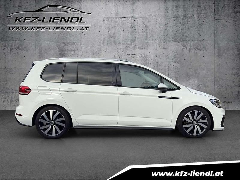 Gebraucht VW Touran Comfortline 116 PS (85 kW) 2017 Weiß Van / Kleinbus