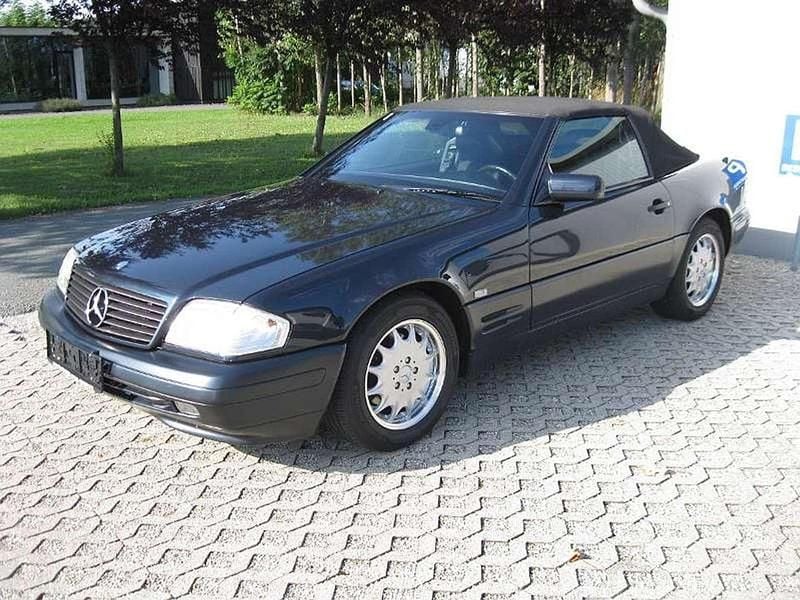 Gebraucht Mercedes SL320 231 PS (169 kW) 1998 Blau Cabrio