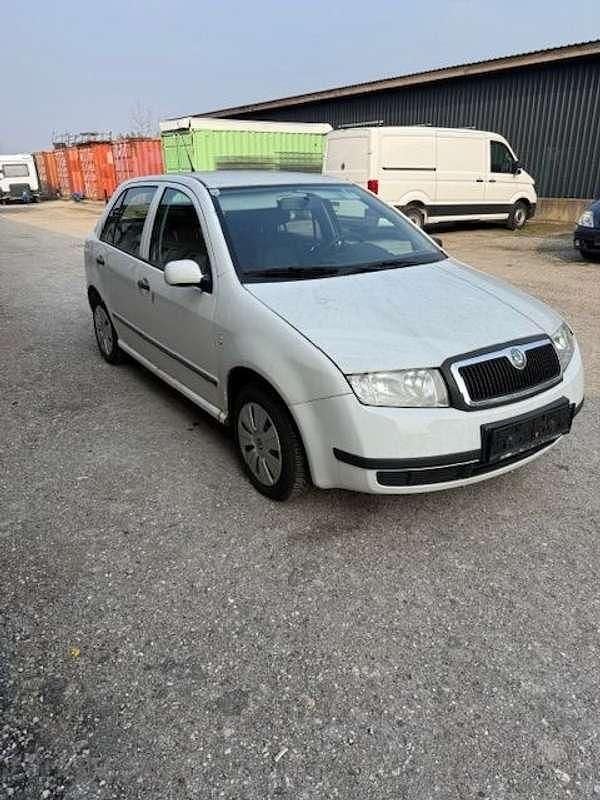 Gebraucht Skoda Fabia Classic 64 PS (47 kW) 2004 Weiß Limousine