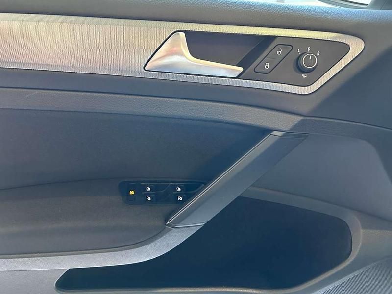 Gebraucht VW Golf VII 116 PS (85 kW) 2019 Weiß Kombi