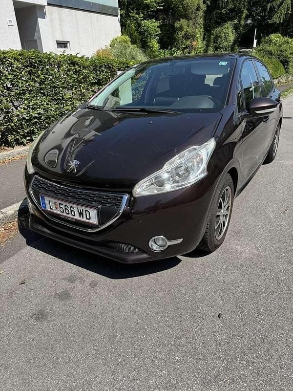 Gebraucht 2012 Peugeot 208 Active Kleinwagen | € 4.500 (Fairer Preis) - Bild 1/4