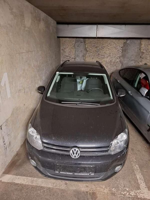 Schwarz Gebraucht 2012 VW Golf VII Limousine | € 9.000 (Fairer Preis) - Bild 1/4