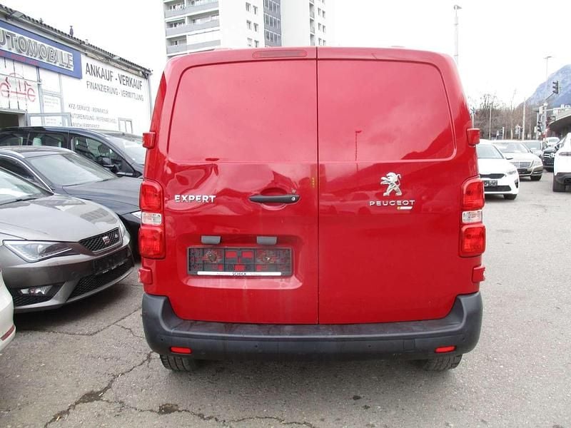 Gebraucht Peugeot Expert 122 PS (89 kW) 2017 Rot Van