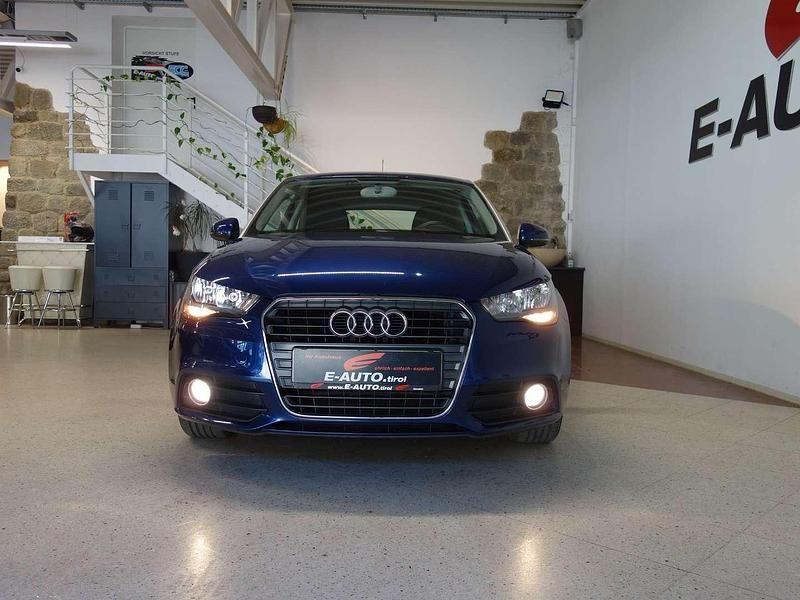 Gebraucht Audi A1 86 PS (63 kW) 2011 Blau Kleinwagen