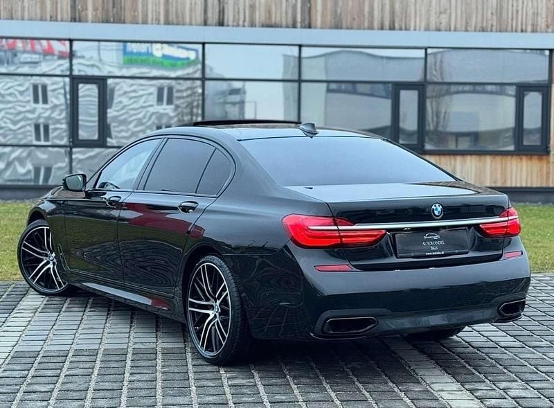 Gebraucht BMW 750L M Sport 449 PS (330 kW) 2016 Schwarz Limousine
