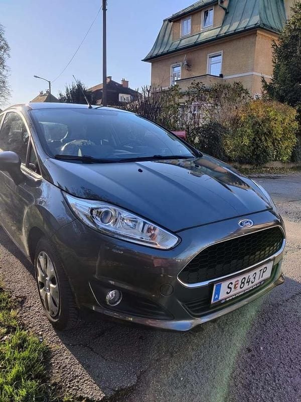 Gebraucht Ford Fiesta Trend 82 PS (60 kW) 2017 Limousine