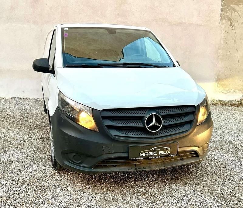 Weiß Gebraucht 2018 Mercedes Vito Van | € 14.900 (Superpreis) - Bild 1/4
