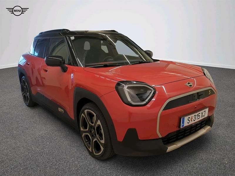 Rebel red Gebraucht 2024 Mini Aceman SUV | € 33.360 (Superpreis) - Bild 1/1