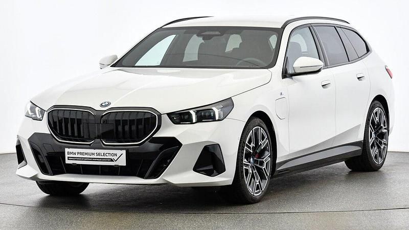 Alpinweiß Gebraucht 2024 BMW 530e Efficient Dynamics | € 62.891 - Bild 1/1