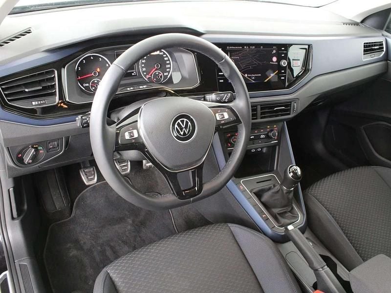 Gebraucht VW Polo Comfortline 95 PS (69 kW) 2021 Schwarz Kleinwagen