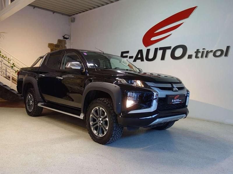 Gebraucht Mitsubishi L200 150 PS (110 kW) 2019 Schwarz Abholung