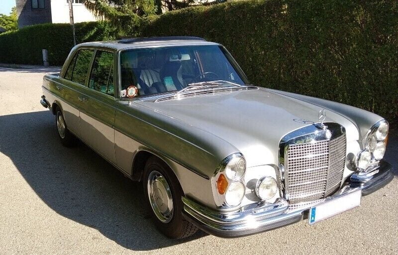Silber Gebraucht 1971 Mercedes 280 SE Limousine | € 26.500 - Bild 1/4