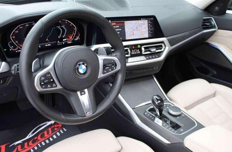 Gebraucht BMW 330 258 PS (189 kW) 2019 Grau Limousine