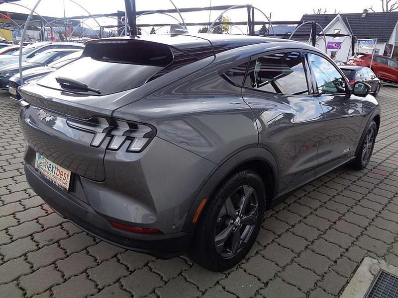 Gebraucht Ford Mustang Mach-E Extended Range 216 kW (294 PS) 2021 Grau SUV
