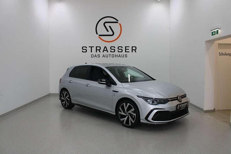 Silber Gebraucht 2022 VW Golf R-line Limousine | € 24.990 (Etwas zu teuer) - Bild 1/4