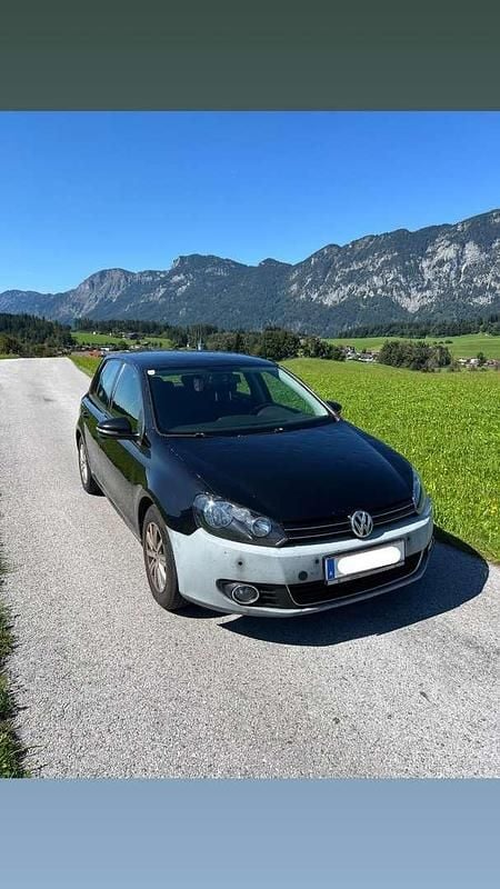 Schwarz Gebraucht 2012 VW Golf VII Kleinwagen | € 5.000 - Bild 1/4