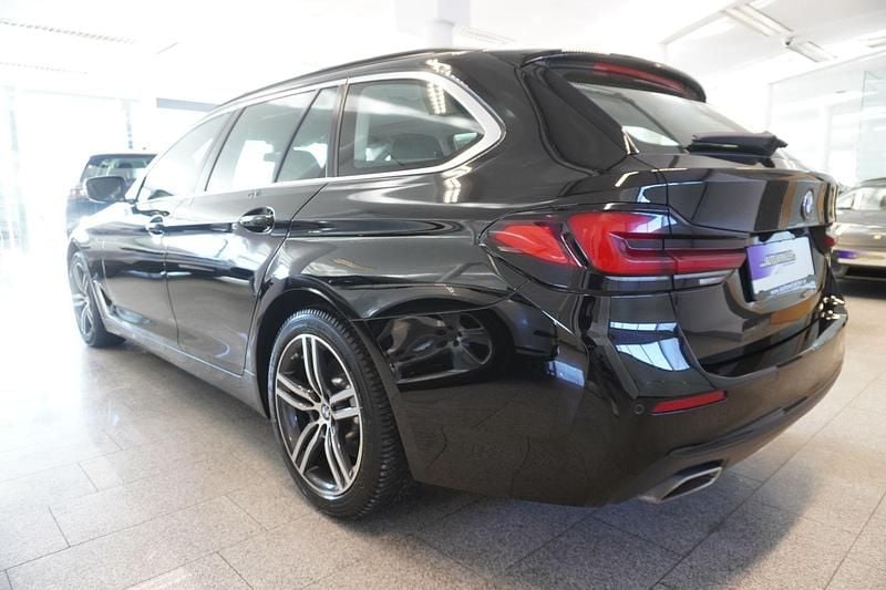 Gebraucht BMW 520 Sport Line 190 PS (139 kW) 2021 Schwarz Kombi