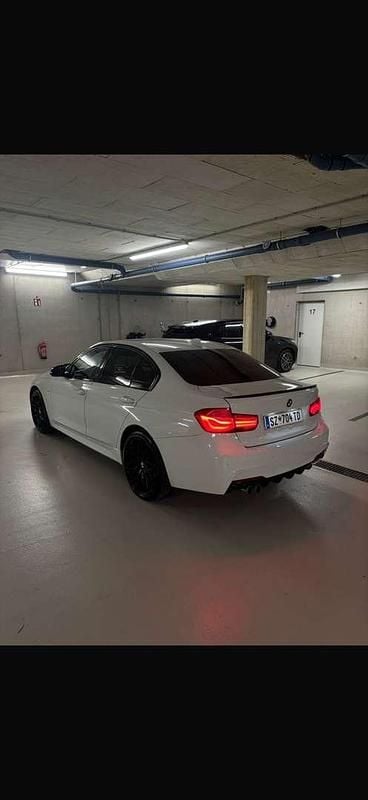 Gebraucht BMW 320 M Sport 190 PS (139 kW) 2015 Limousine