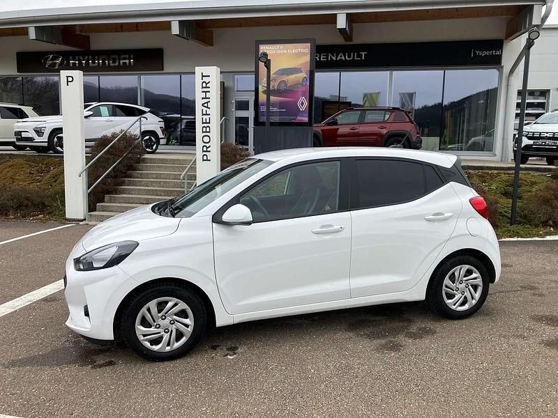 Weiß Gebraucht 2023 Hyundai i10 Kleinwagen | € 12.490 (Superpreis) - Bild 1/4