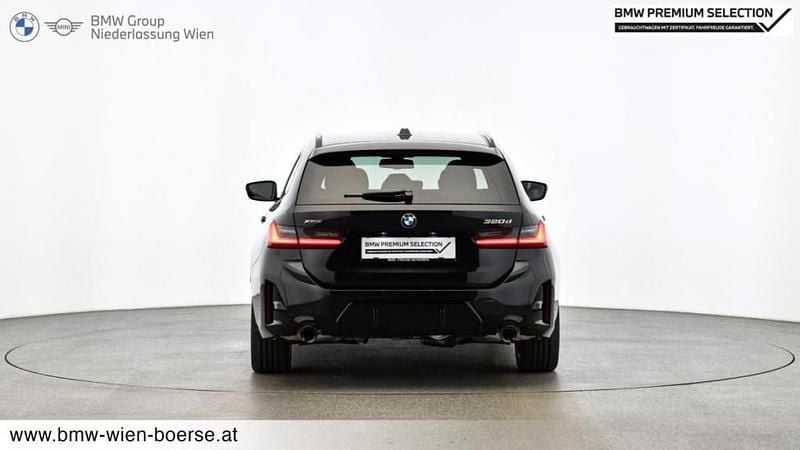 Gebraucht BMW 320 Efficient Dynamics 190 PS (139 kW) 2025 Schwarz Kombi