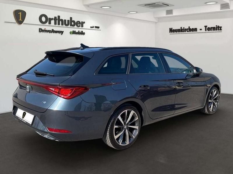 Gebraucht Seat Leon FR 131 PS (96 kW) 2021 Dunkelgrau  metallicperleffekt Kombi