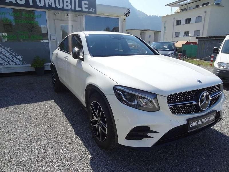Gebraucht Mercedes GLC220 AMG line 170 PS (125 kW) 2019 Weiß SUV