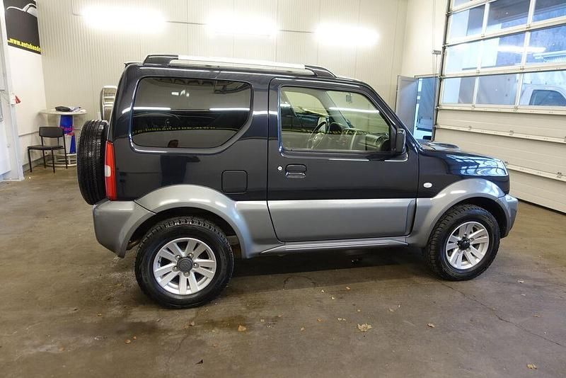 Gebraucht Suzuki Jimny 86 PS (63 kW) 2013 Schwarz SUV