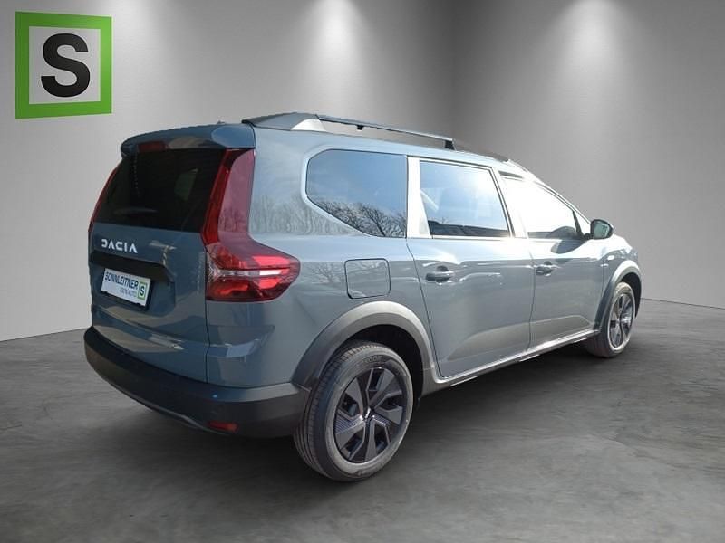 Neu Dacia Jogger Expression 110 PS (80 kW) 2025 Grau Van / Kleinbus
