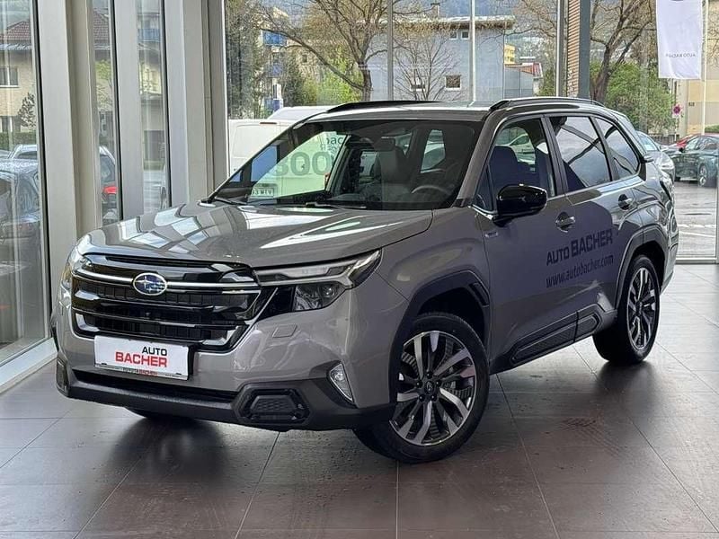 Grau Gebraucht 2025 Subaru Forester SUV | € 49.990 - Bild 1/4