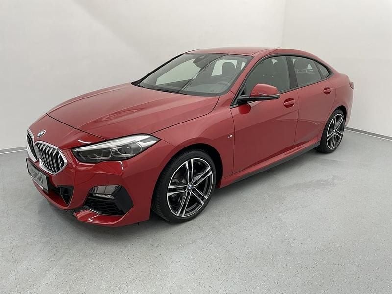 Mittelrot metallic Gebraucht 2022 BMW 218 M Sport Coupé | € 29.990 (Fairer Preis) - Bild 1/4