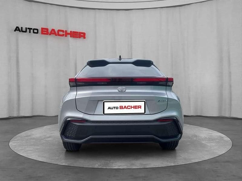 Neu Toyota C-HR Lounge 151 PS (111 kW) 2025 Silber SUV