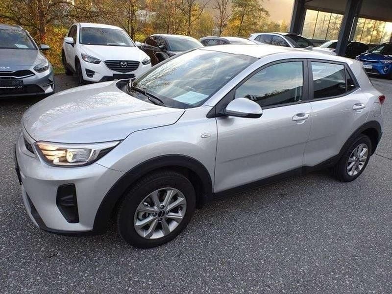 Gebraucht Kia Stonic 79 PS (58 kW) 2025 Silber SUV