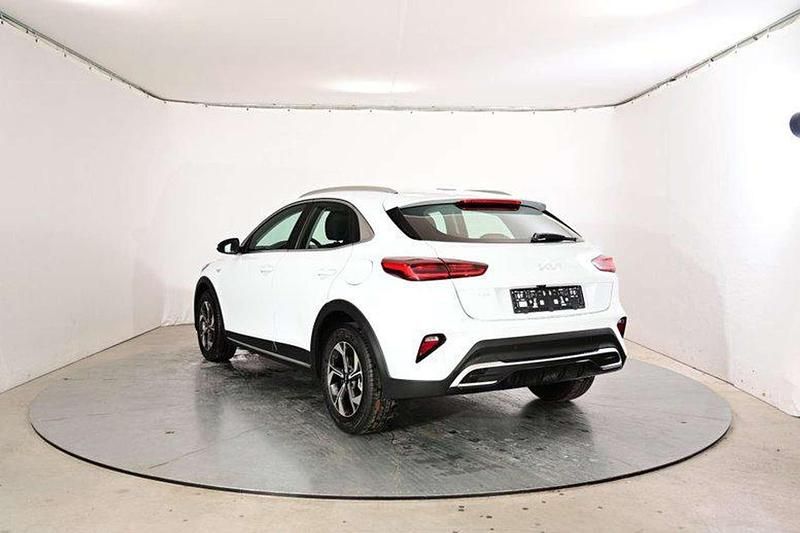 Neu Kia XCeed Silver 150 PS (110 kW) 2025 Weiß SUV