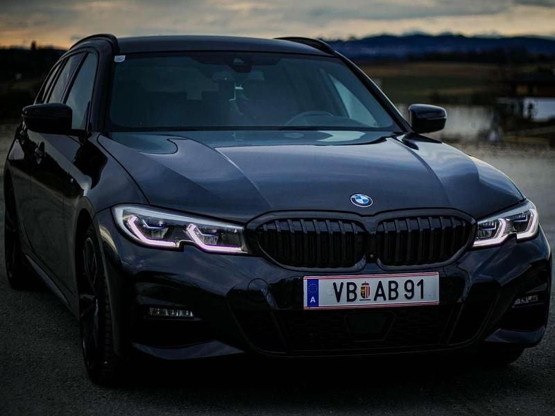 Gebraucht BMW 320 M Sport 190 PS (139 kW) 2021 Schwarz Kombi
